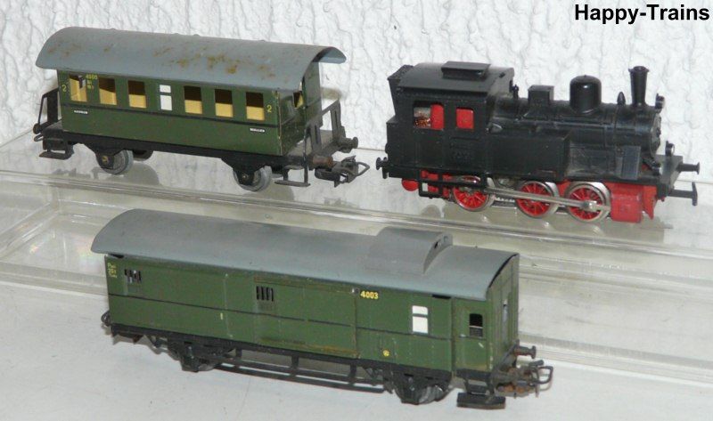 3x Märklin / Dampflok 3029 +4000 Personenwagen+4003 Packwagen H0