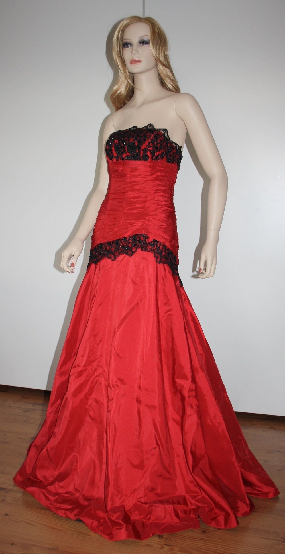 Abendkleid Ballkleid Brautkleid rot Spitze & Schürung Gr. 34 / 36 (4