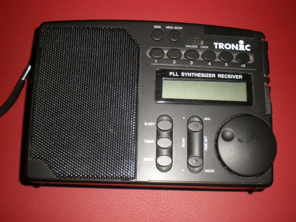Rundfunkempfaenger TRONIC 4 Band PLL Digital Tuning Radio Reiseradio